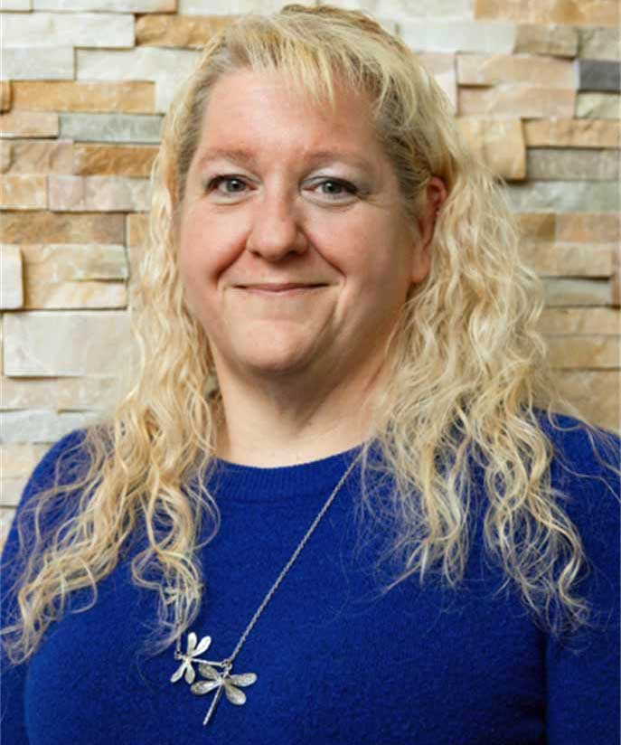 headshot photo of shannon